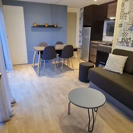 Bungalow Mobile Home De Luxe Vue Mer Saint-Raphael 4 Personnes Κάμπινγκ Saint-Raphaël